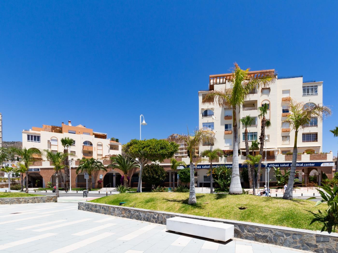Apto Jardines de Mariote. Appartement à la plage de San Cristobal avec wifi. à Almuñécar