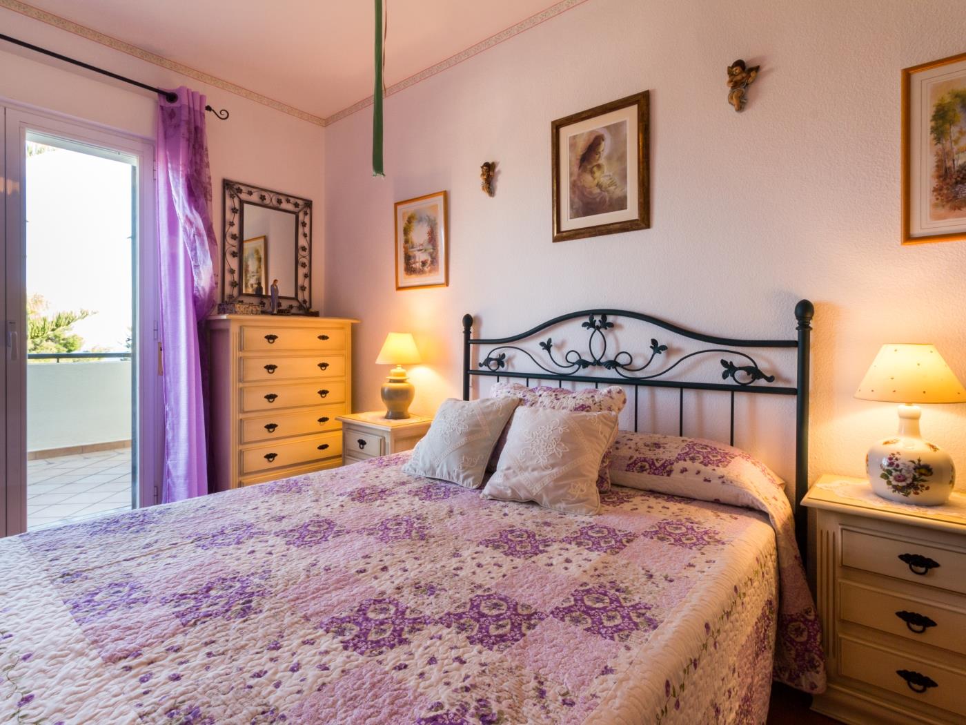 Apto Las Palomas. Apartment next to La Herradura Beach. in La Herradura