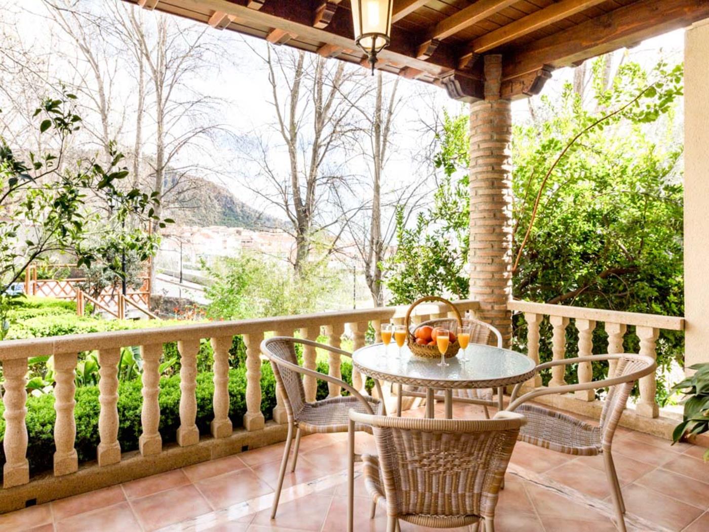 Casa Rosa del Romeral in Nigüelas
