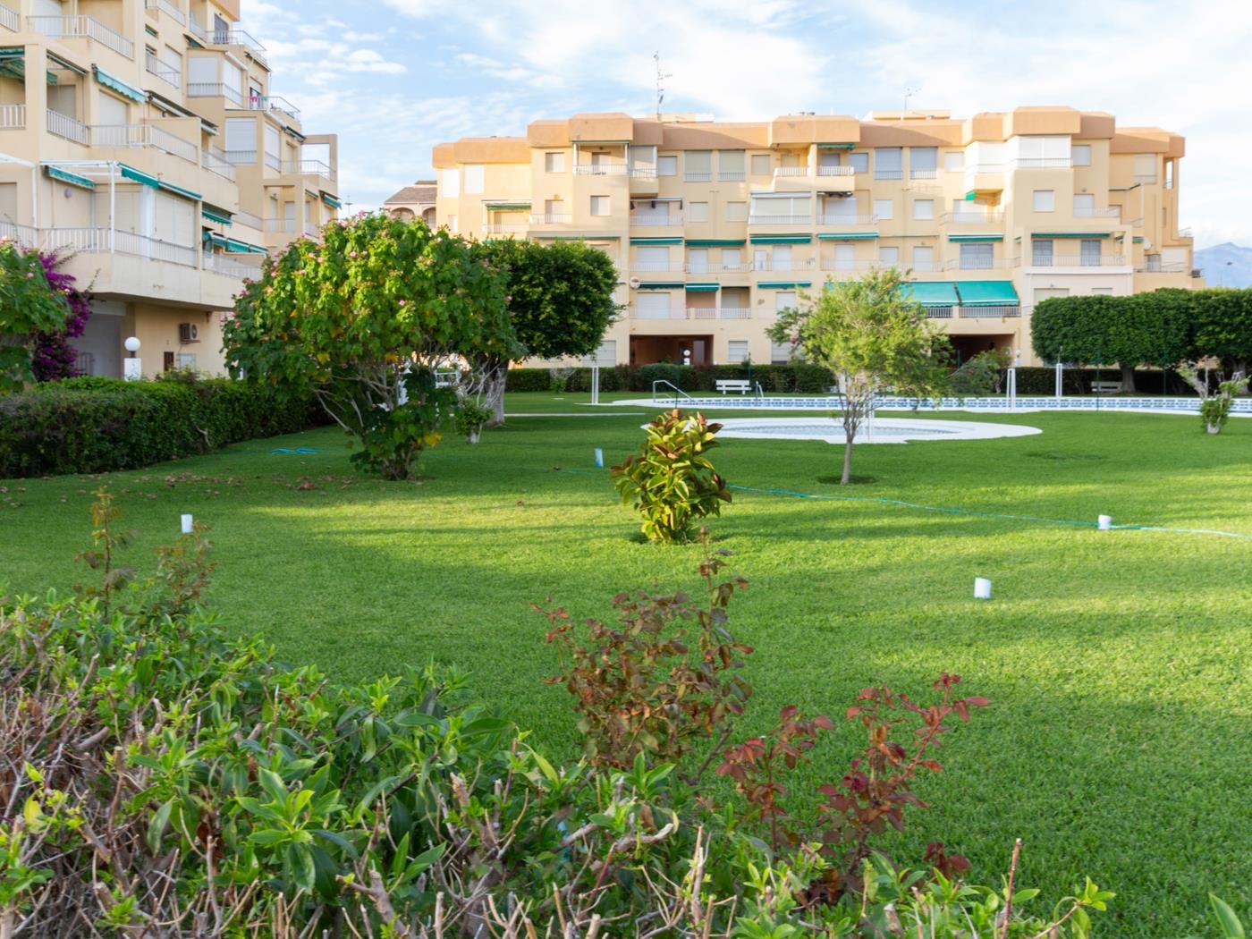 Apto Mayorazgo II. Apartamento con terraza en Salobreña