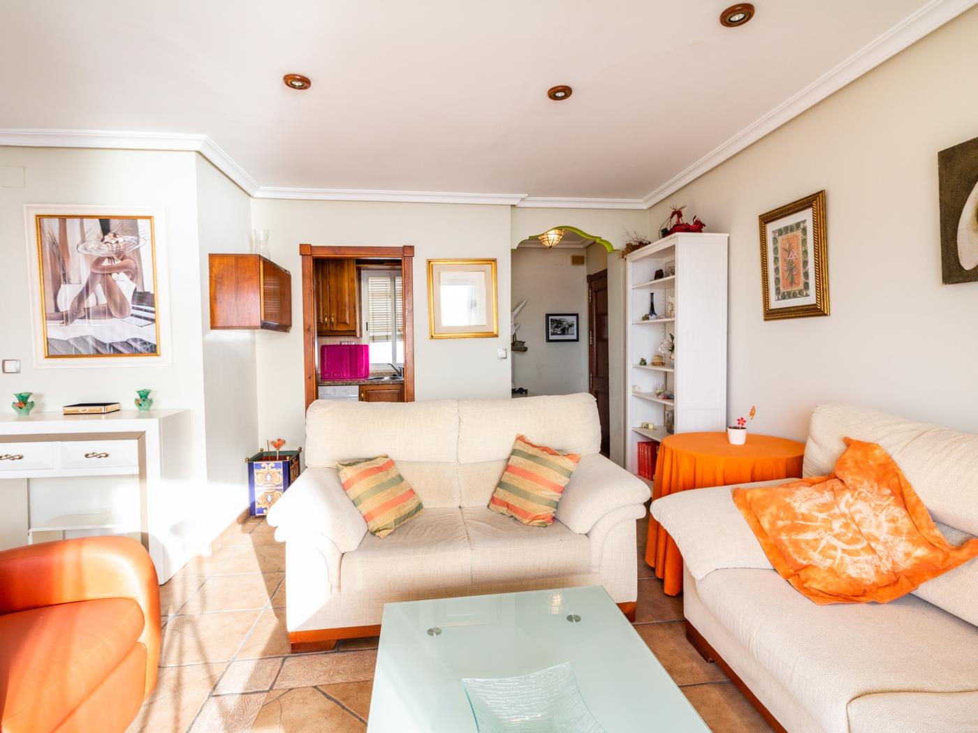Apto Mayorazgo II. Apartamento con terraza en Salobreña