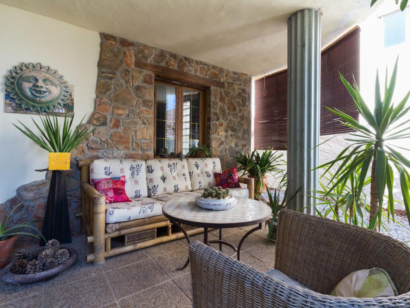 Beautiful house with pool, garden and wifi in Padul
