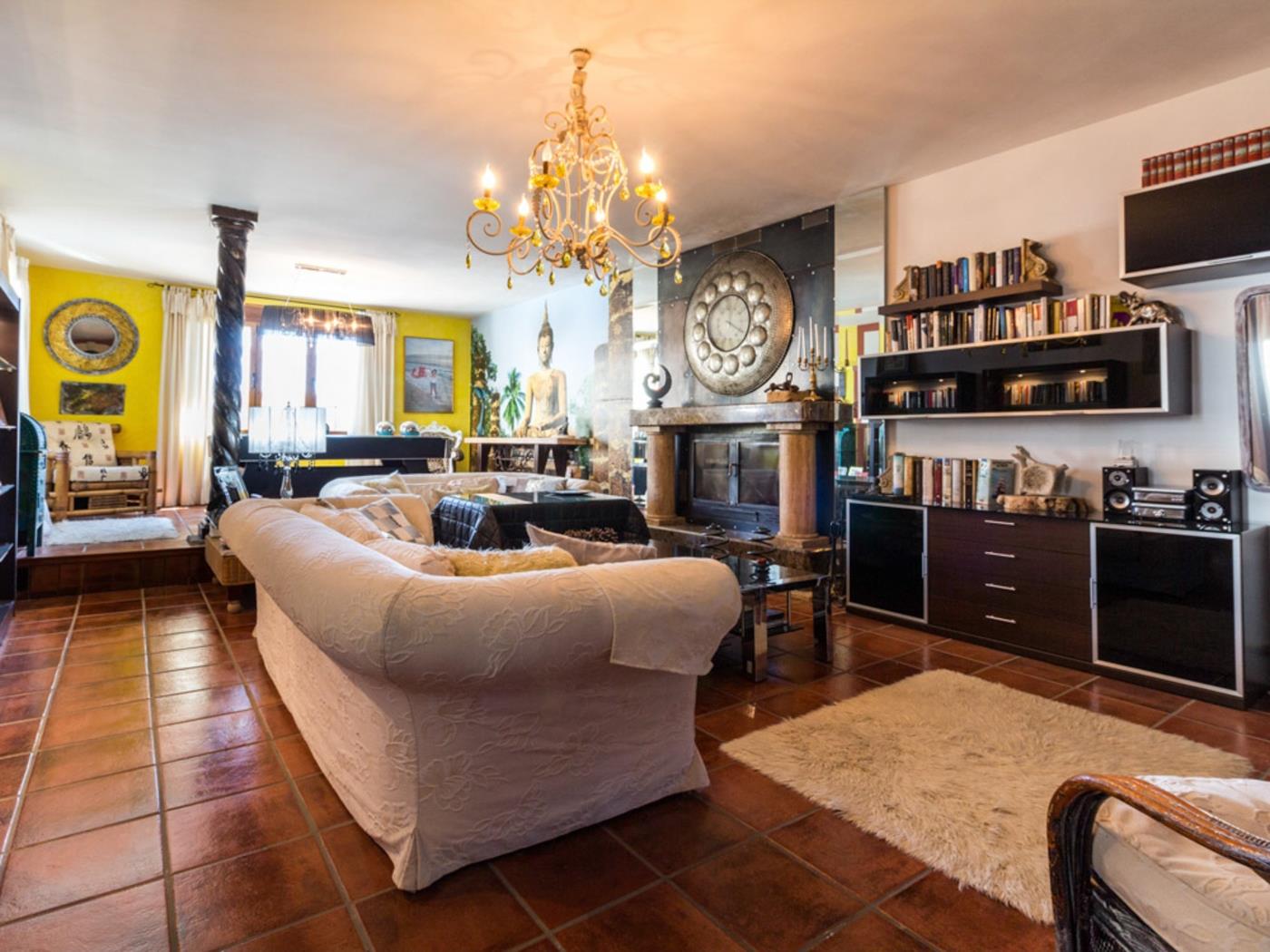 Beautiful house with pool, garden and wifi in Padul
