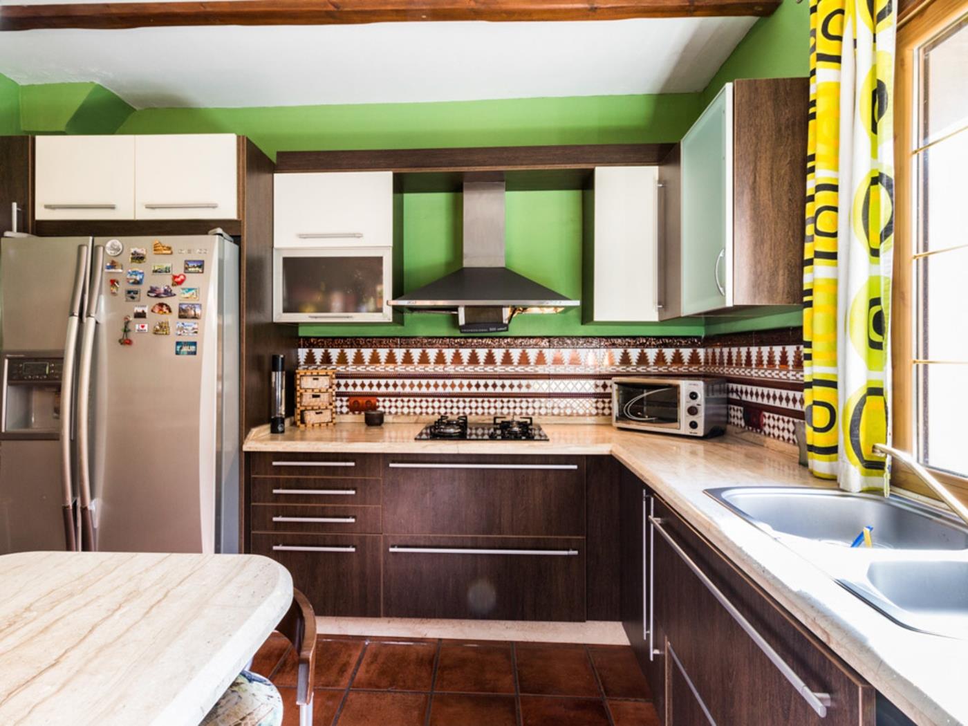 Beautiful house with pool, garden and wifi in Padul