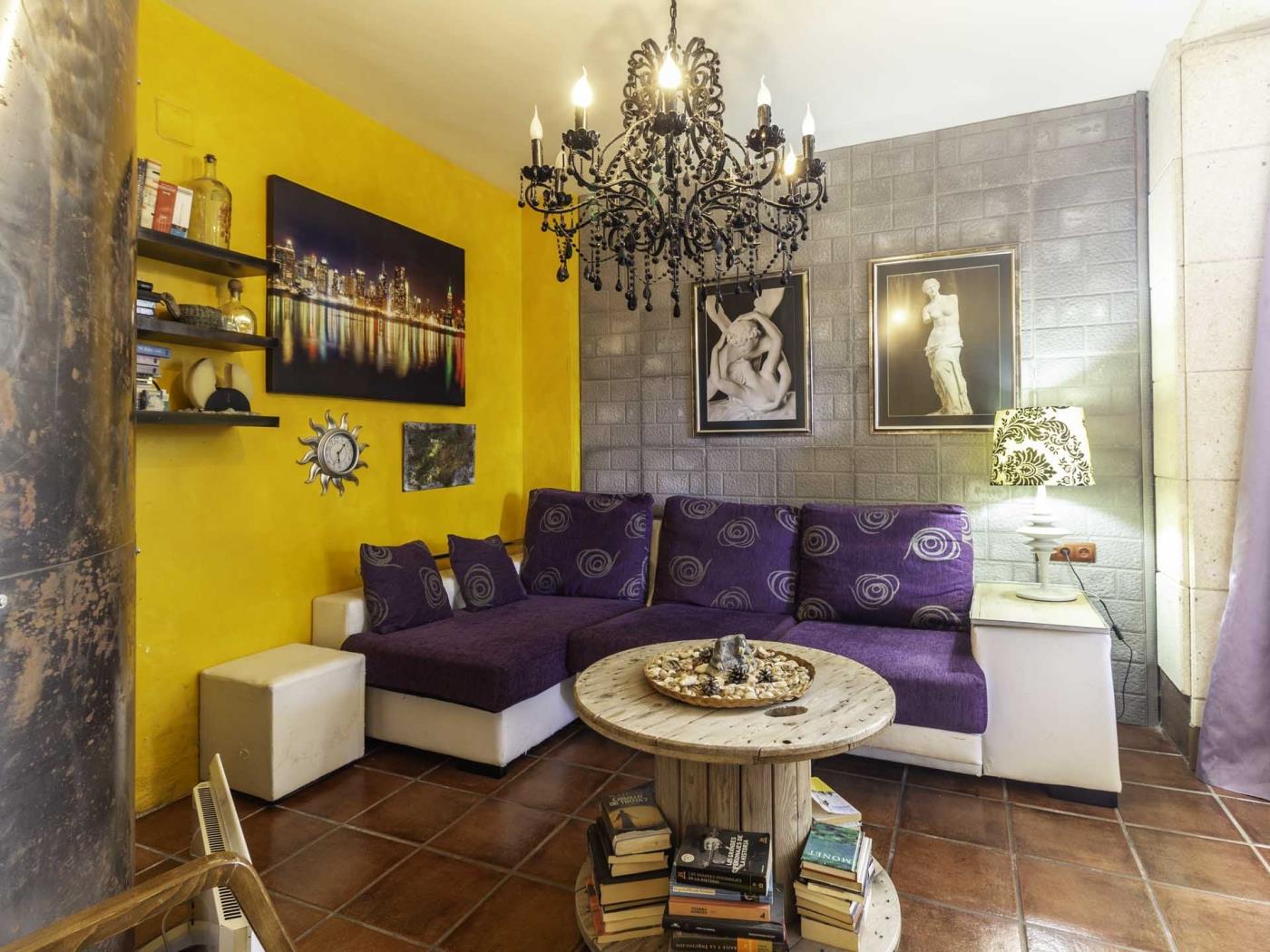 Beautiful house with pool, garden and wifi in Padul