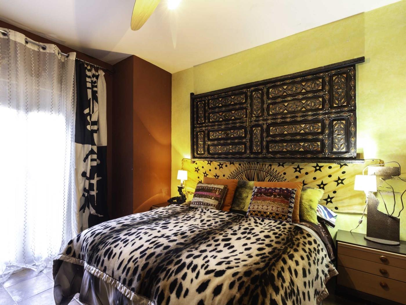 Beautiful house with pool, garden and wifi in Padul