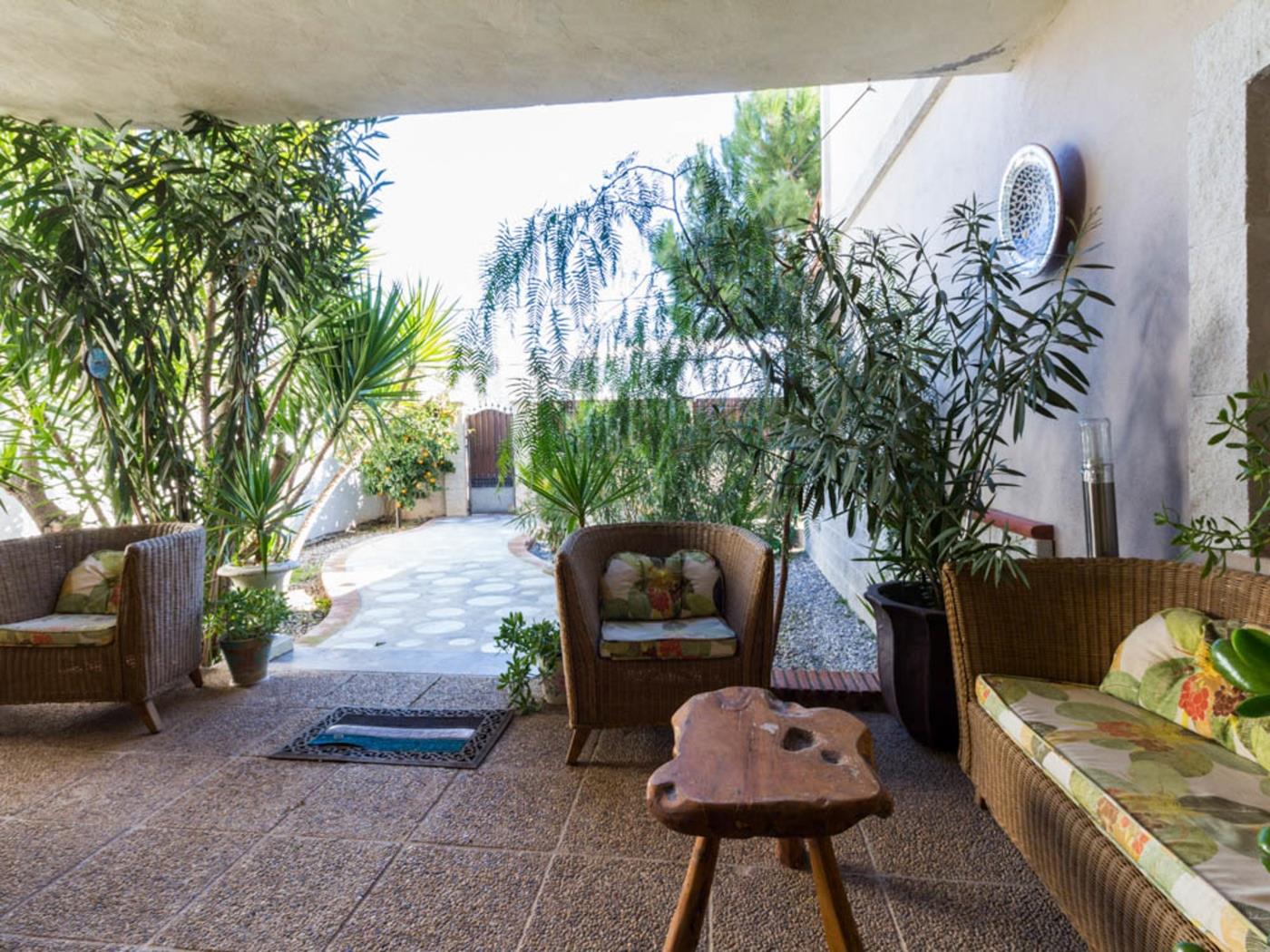 Beautiful house with pool, garden and wifi in Padul
