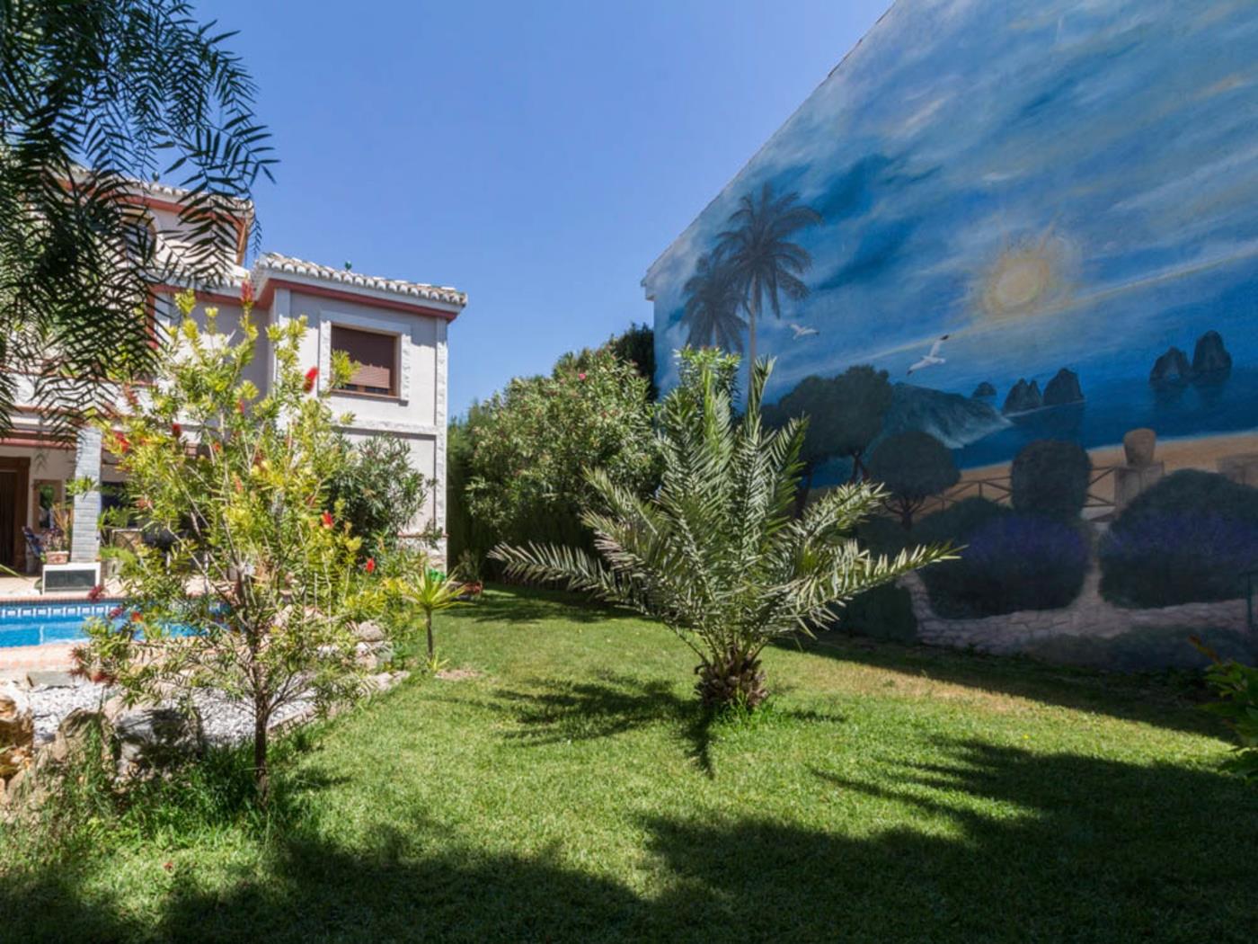 Beautiful house with pool, garden and wifi in Padul