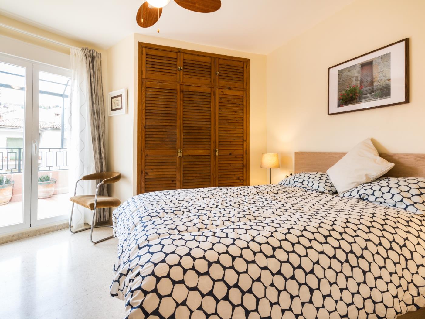 Apto Paseo del Salón. Penthouse central avec une grande terrasse. à Granada