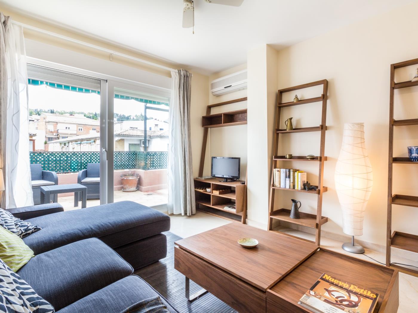 Apto Paseo del Salón. Penthouse central avec une grande terrasse. à Granada