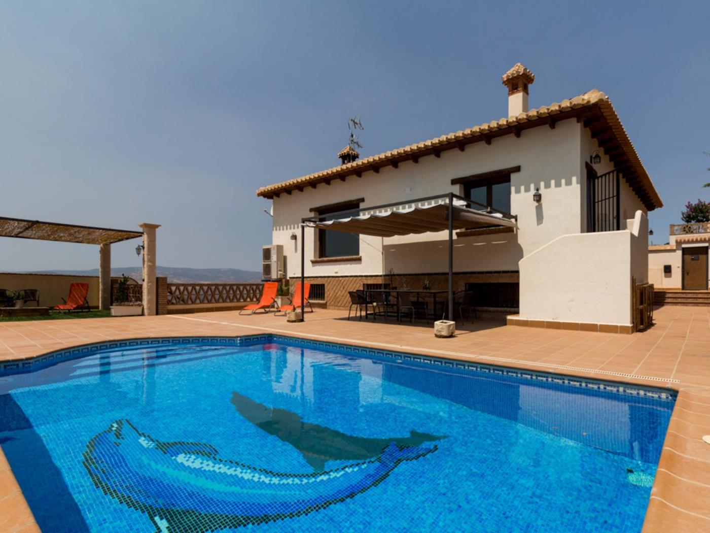 Superbe maison avec vue, piscine et terrasse à Dúrcal