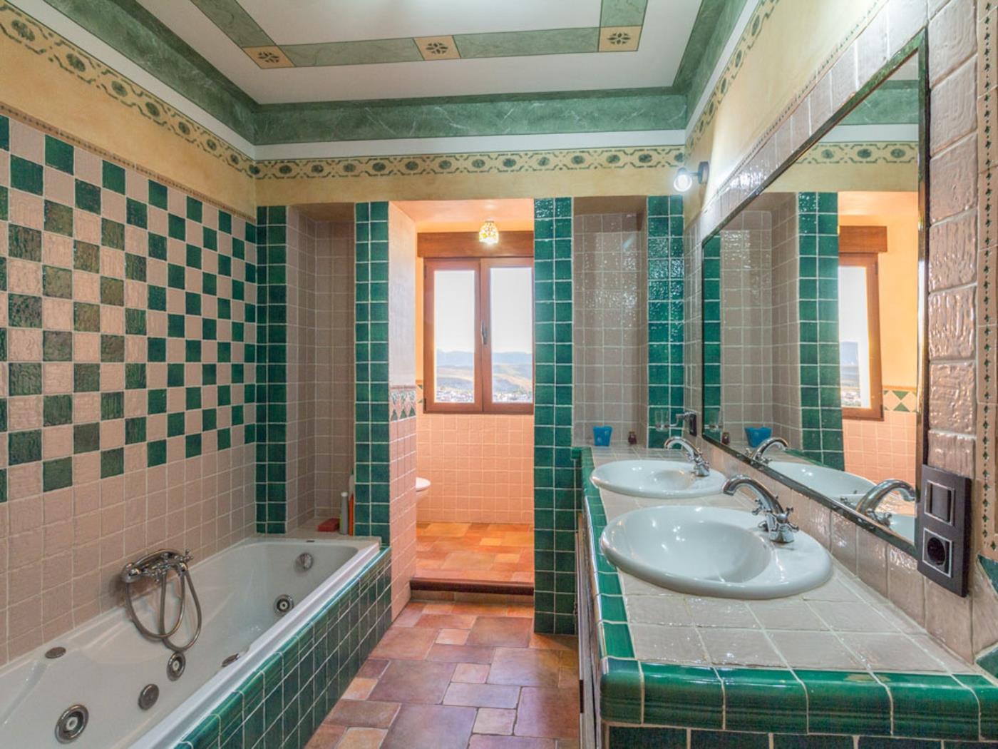 Superbe maison avec vue, piscine et terrasse à Dúrcal