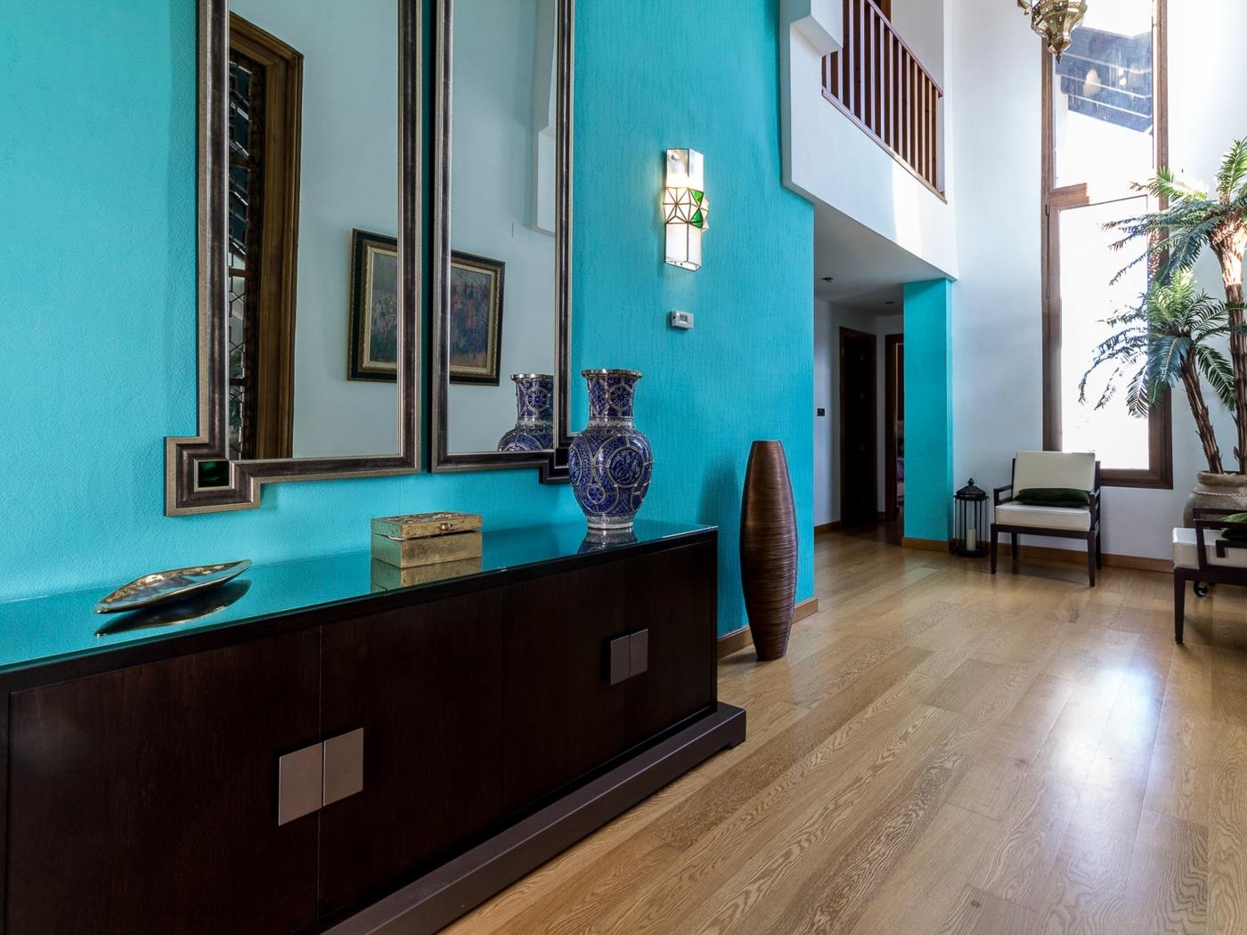 Magnificent house with pool, garden and views in Saleres