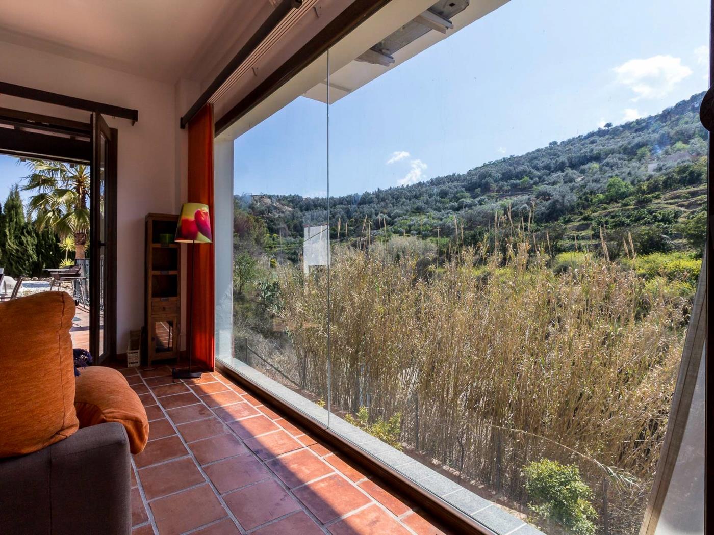 Magnificent house with pool, garden and views in Saleres