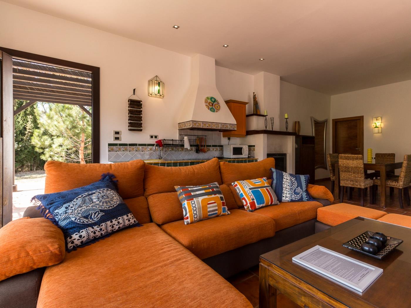 Magnificent house with pool, garden and views in Saleres
