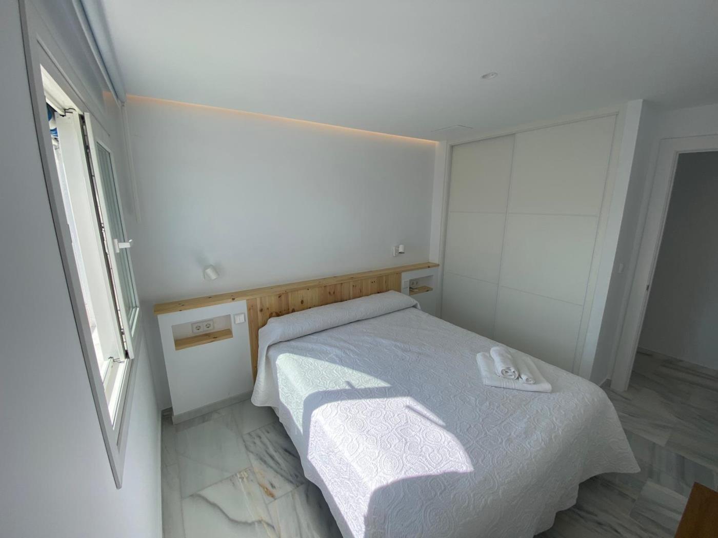 Apto. Velilla. Schöne Ferienwohnung mit Meerblick, Almuñecar. in Almuñécar