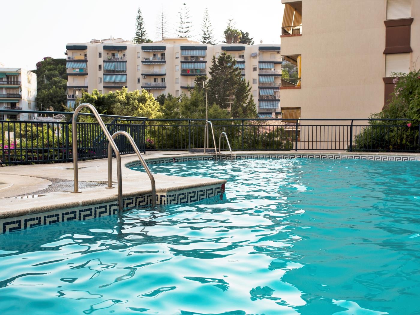 Apto. Velilla. Schöne Ferienwohnung mit Meerblick, Almuñecar. in Almuñécar