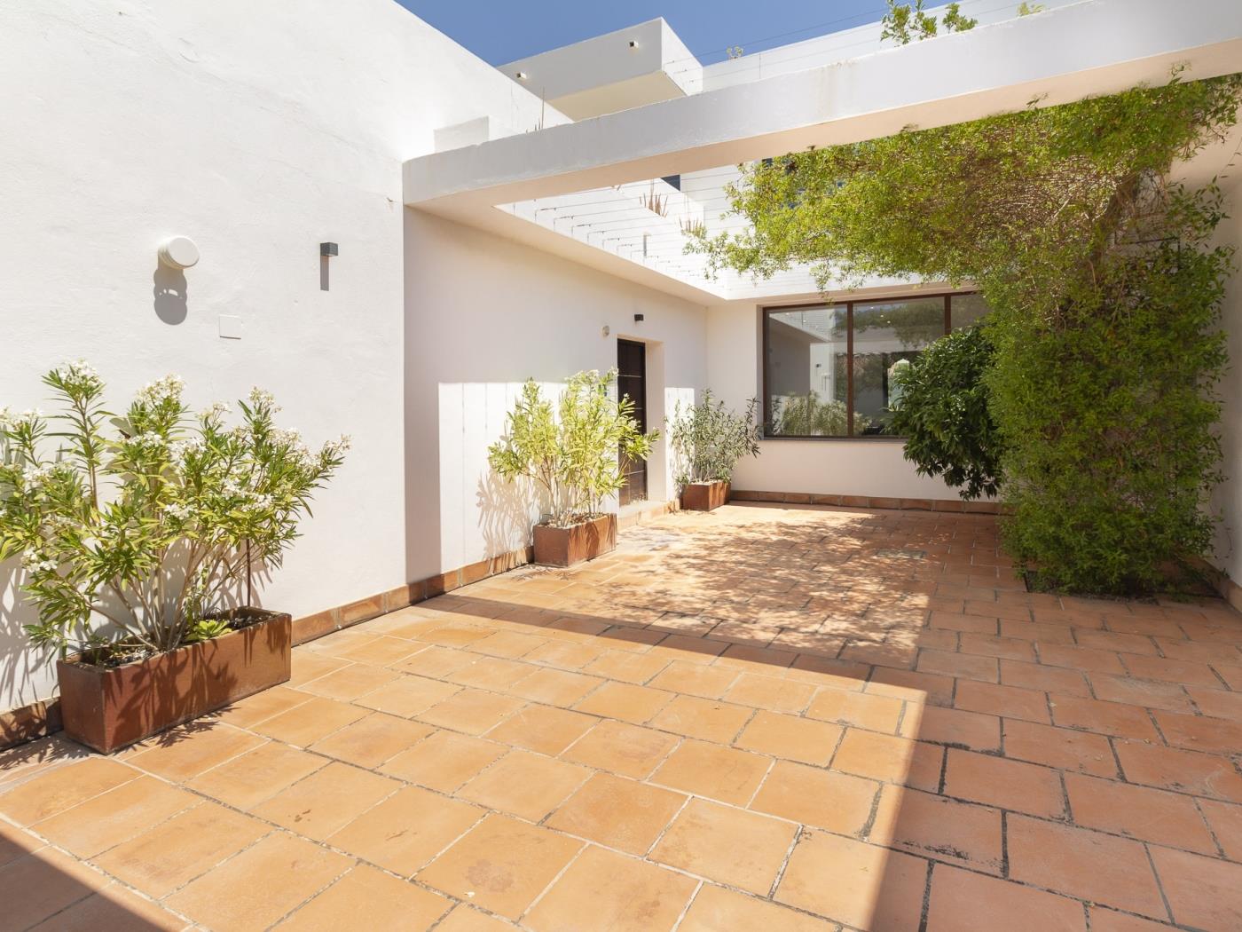 Casa Finca Los Limones in Melegís