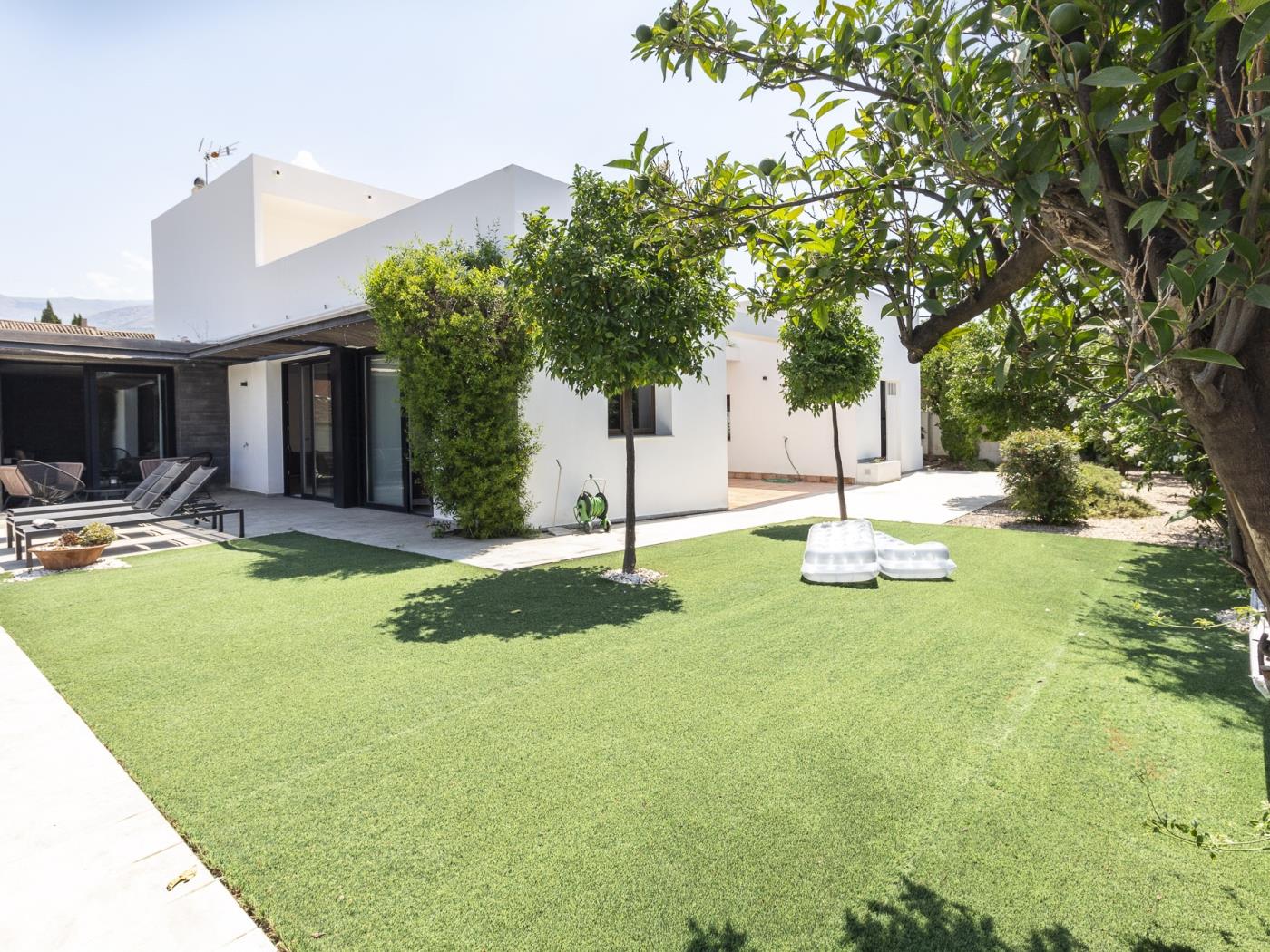 Casa Finca Los Limones in Melegís