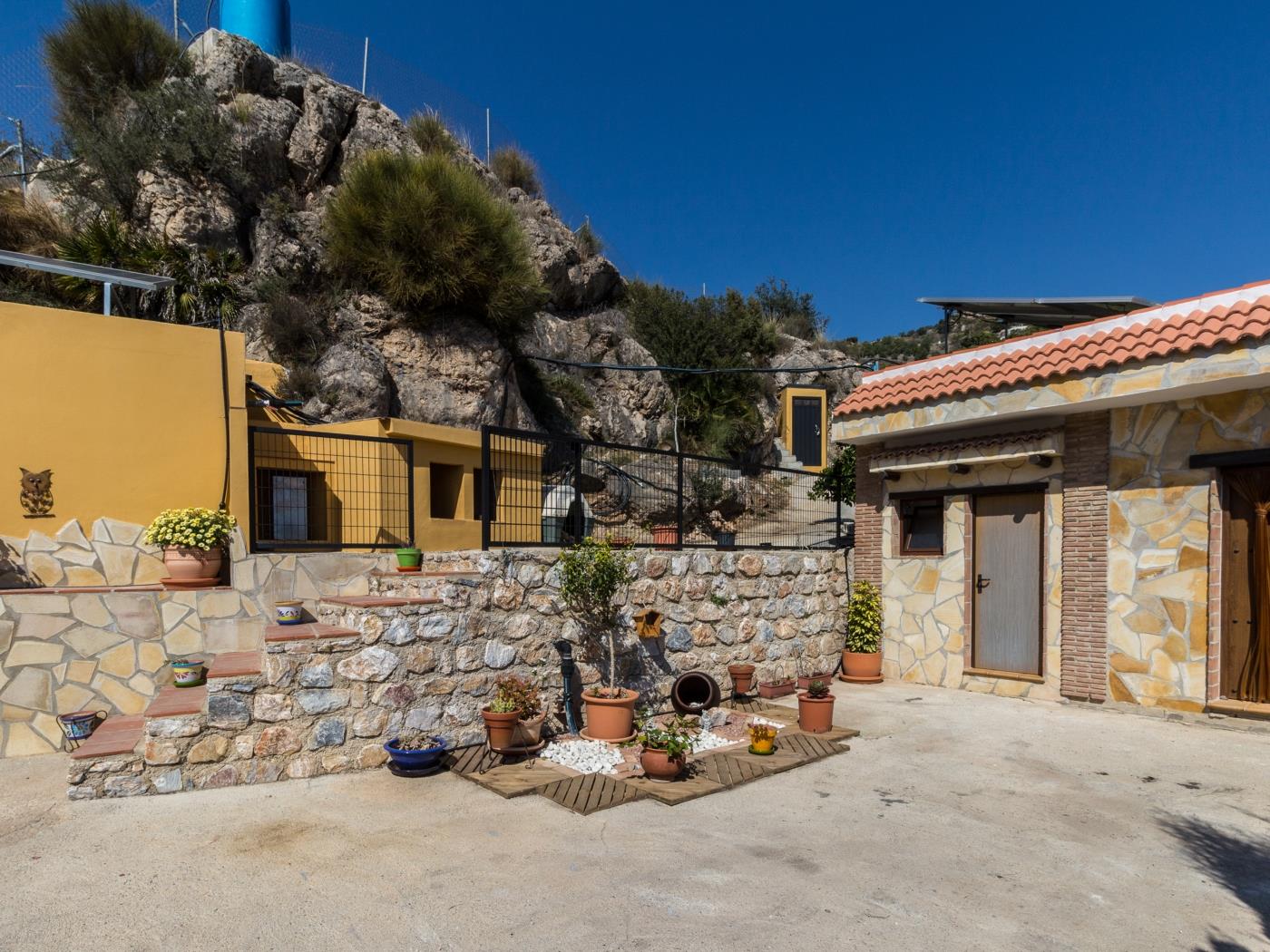 Cortijo Del Aire .en Los Guájares