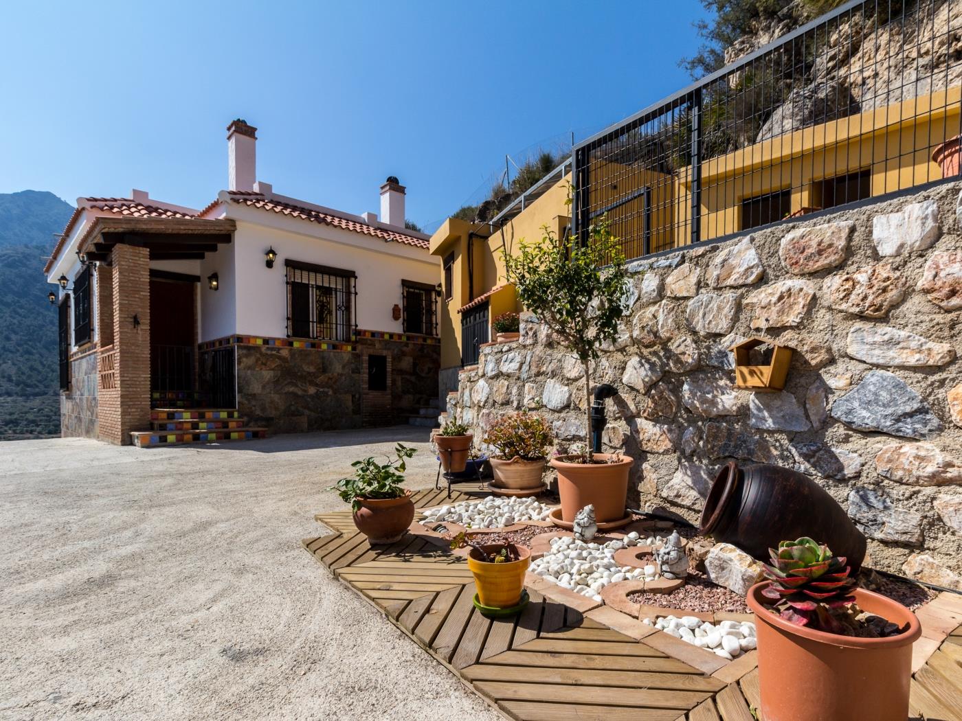 Cortijo Del Aire .en Los Guájares