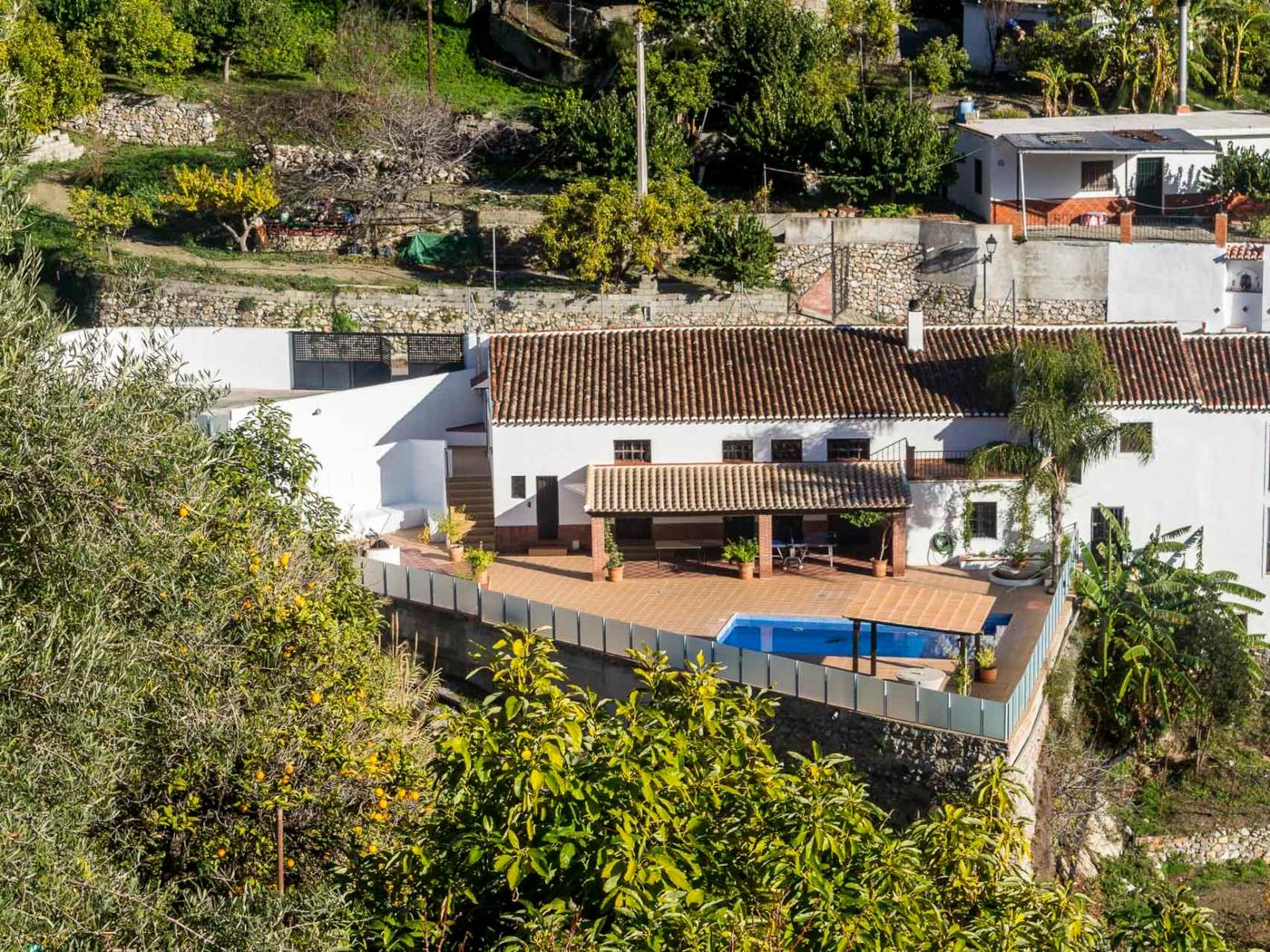 Wunderschöne, renovierte Mühle mit Swimmingpool in Los Guájares