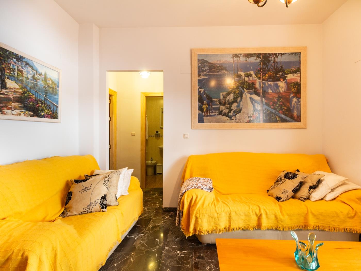 Apto Castell Beach. Apartment mit einer geräumigen Terrasse am Meer. in Castell de Ferro