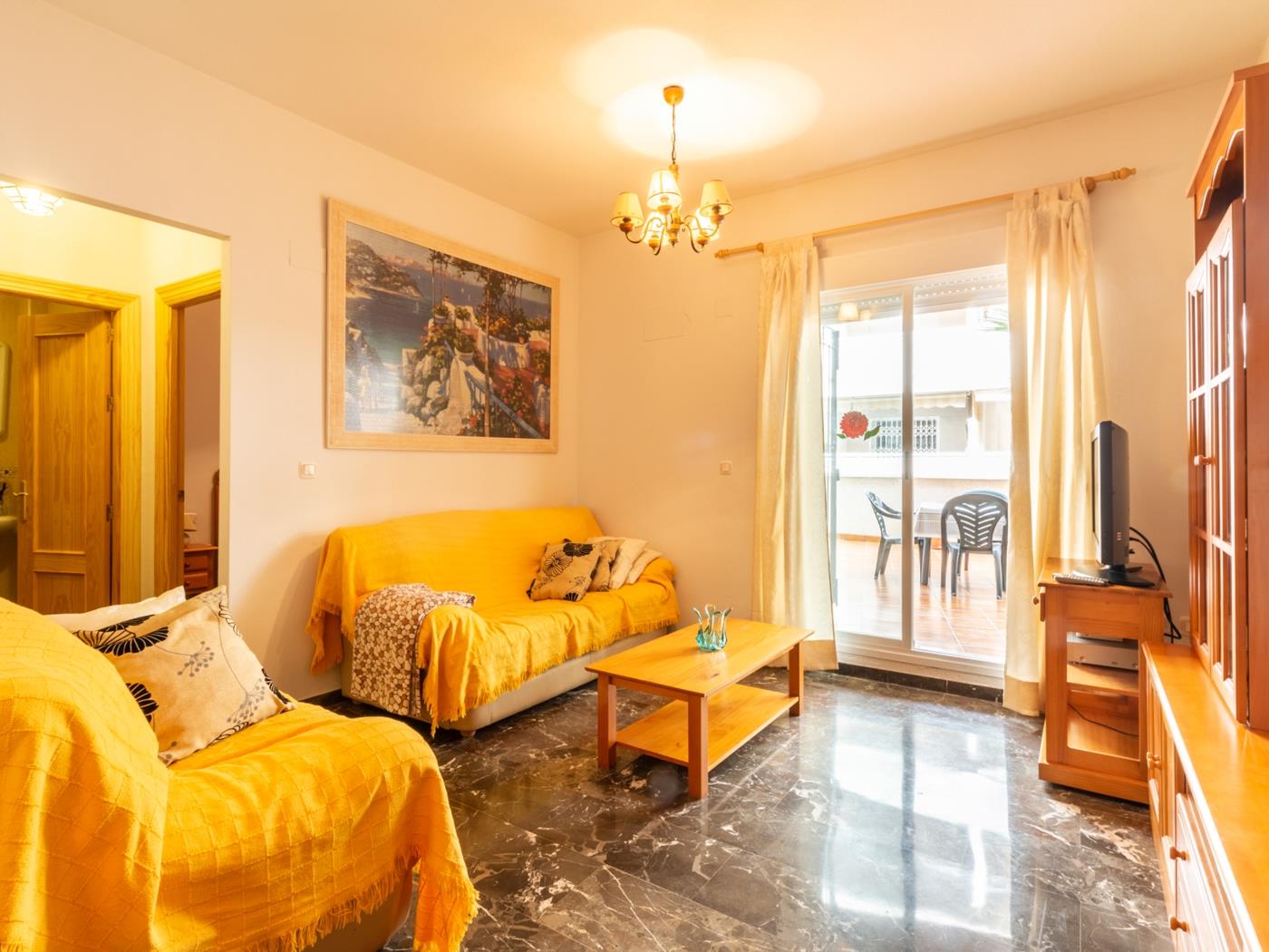 Apto Castell Beach. Apartment mit einer geräumigen Terrasse am Meer. in Castell de Ferro
