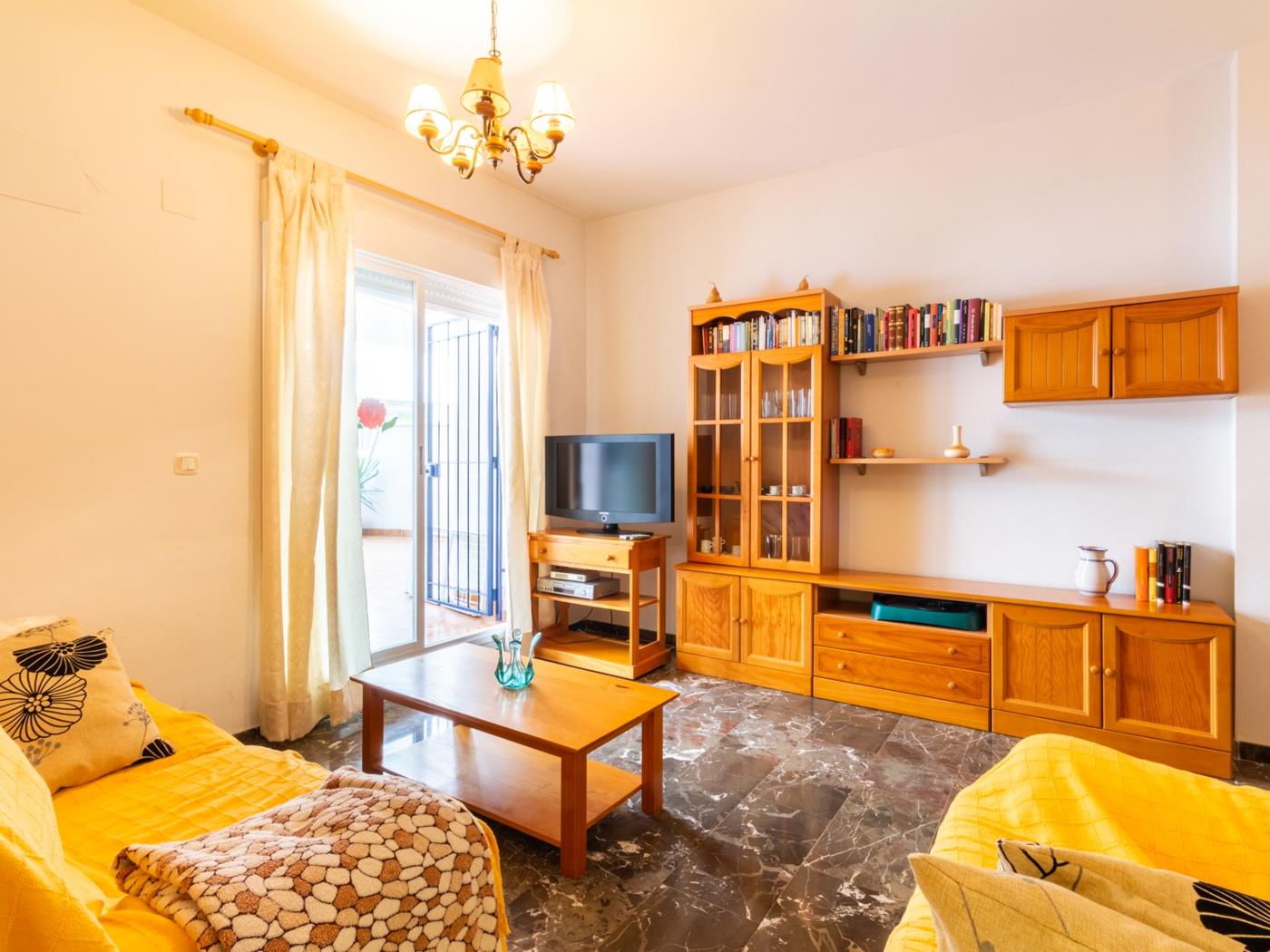 Apto Castell Beach. Apartment mit einer geräumigen Terrasse am Meer. in Castell de Ferro