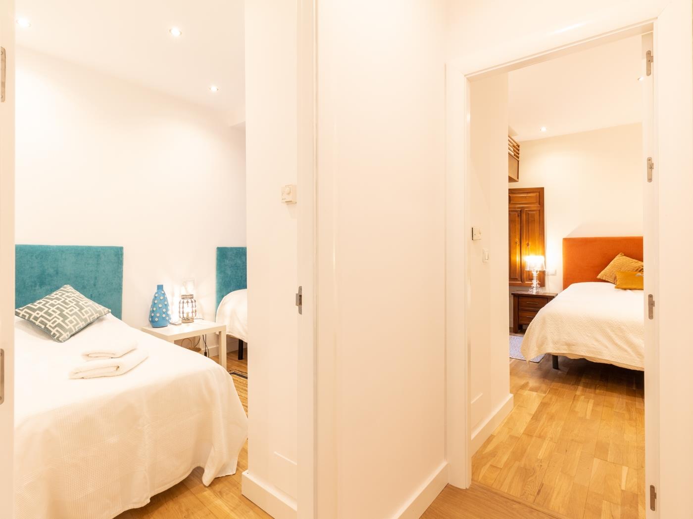 Apto Catedral. Appartement avec la meilleure situation dans le centre de Grenade à Granada