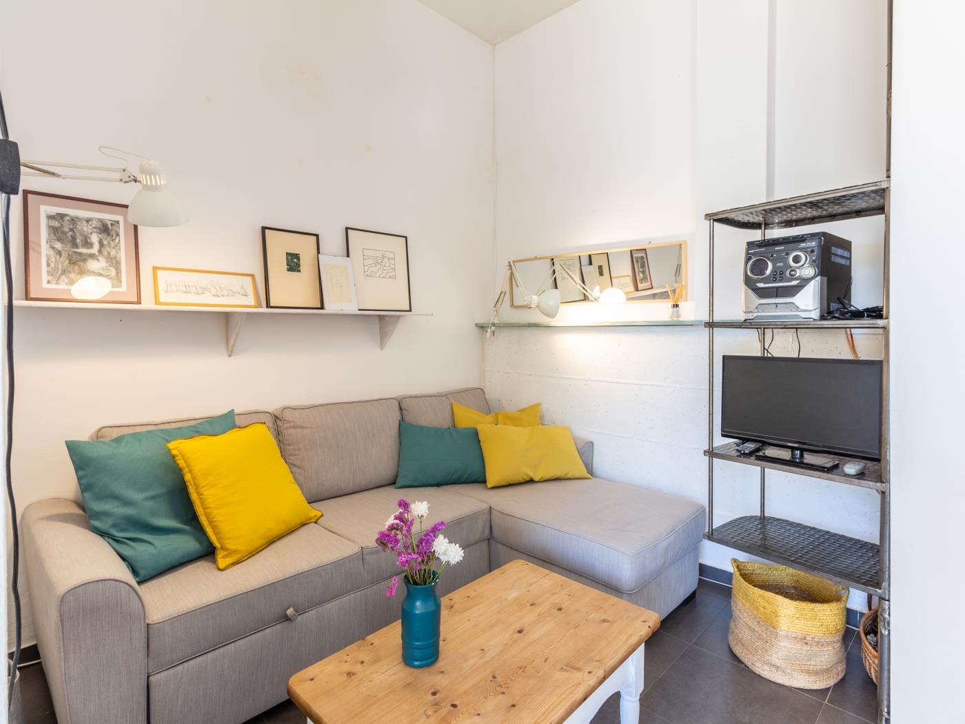 casa con piscina y sala de yoga privada en Nigüelas