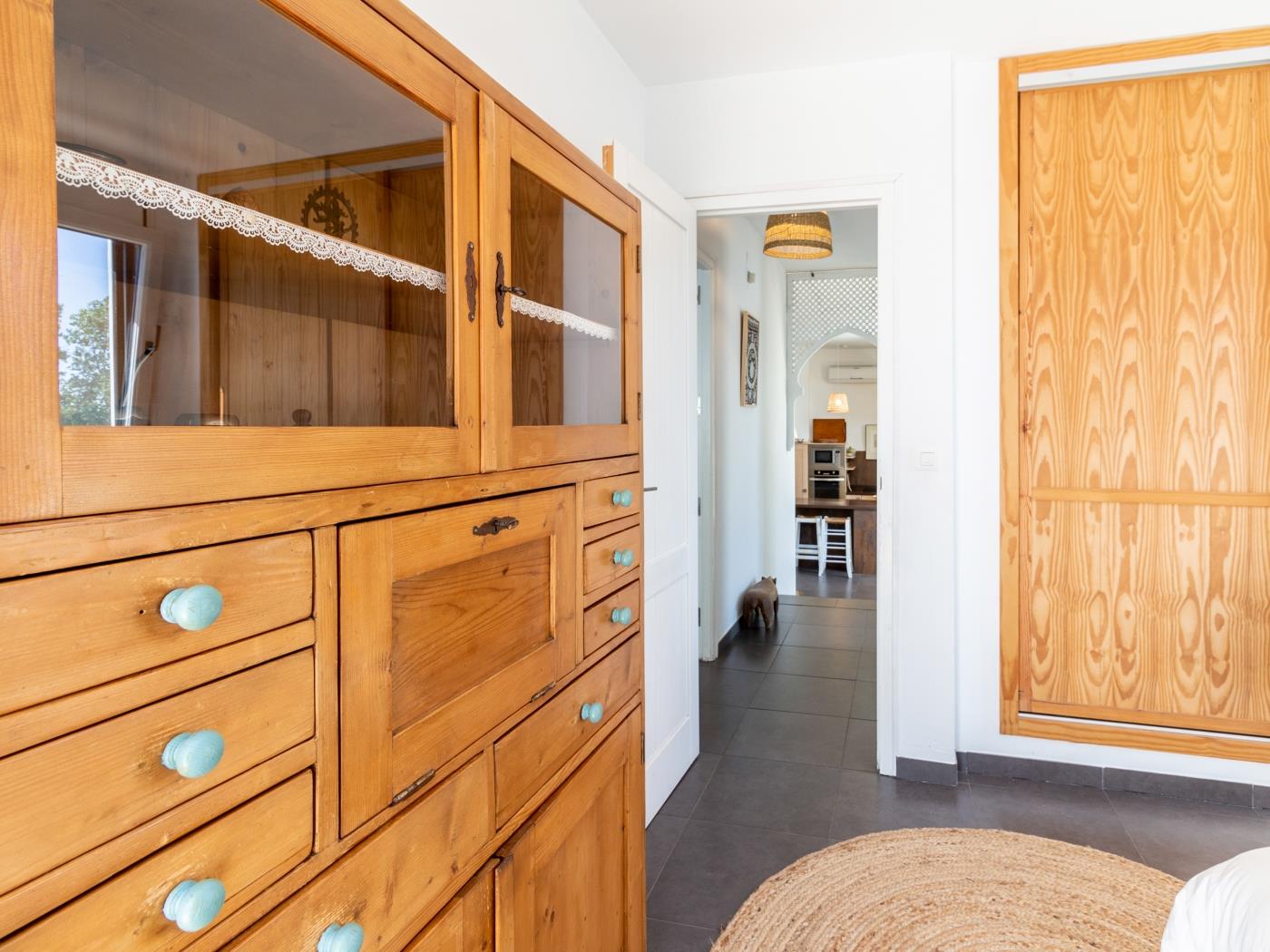 casa con piscina y sala de yoga privada en Nigüelas