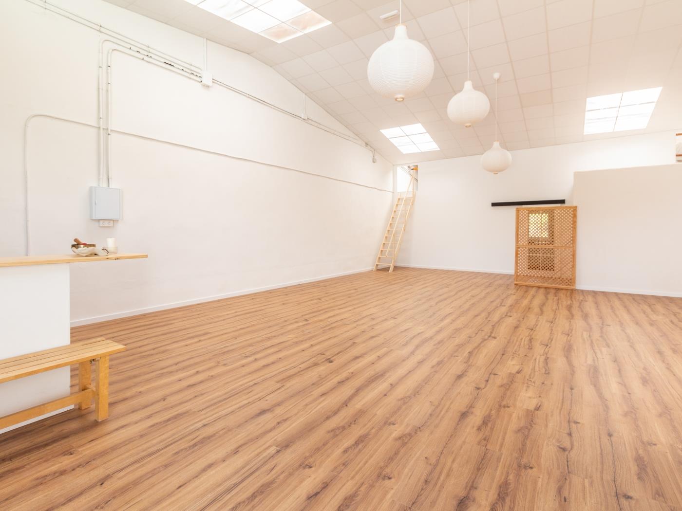 casa con piscina y sala de yoga privada en Nigüelas