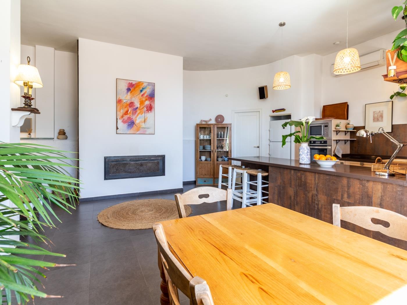 casa con piscina y sala de yoga privada en Nigüelas