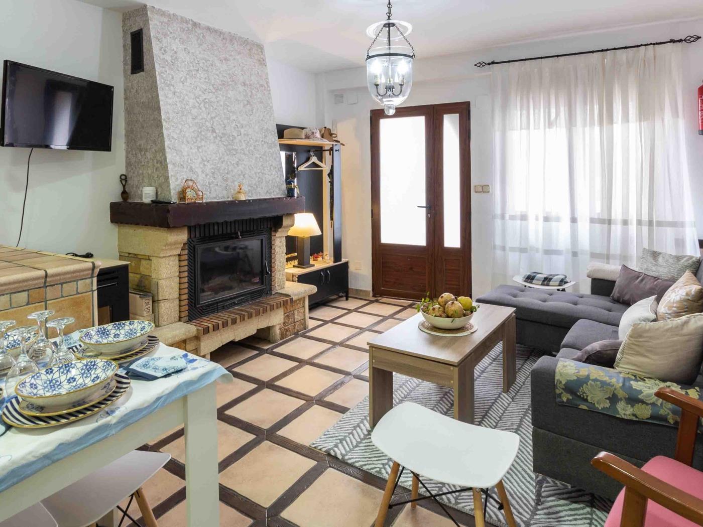 Maison avec trois pièces, cheminée et terrasse à Nigüelas