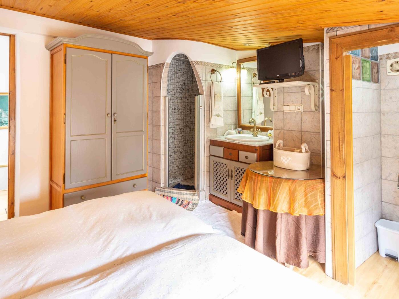 Maison avec trois pièces, cheminée et terrasse à Nigüelas
