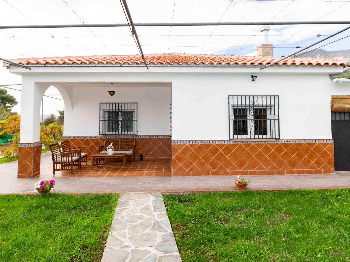 Cortijo Mariposa in Dúrcal