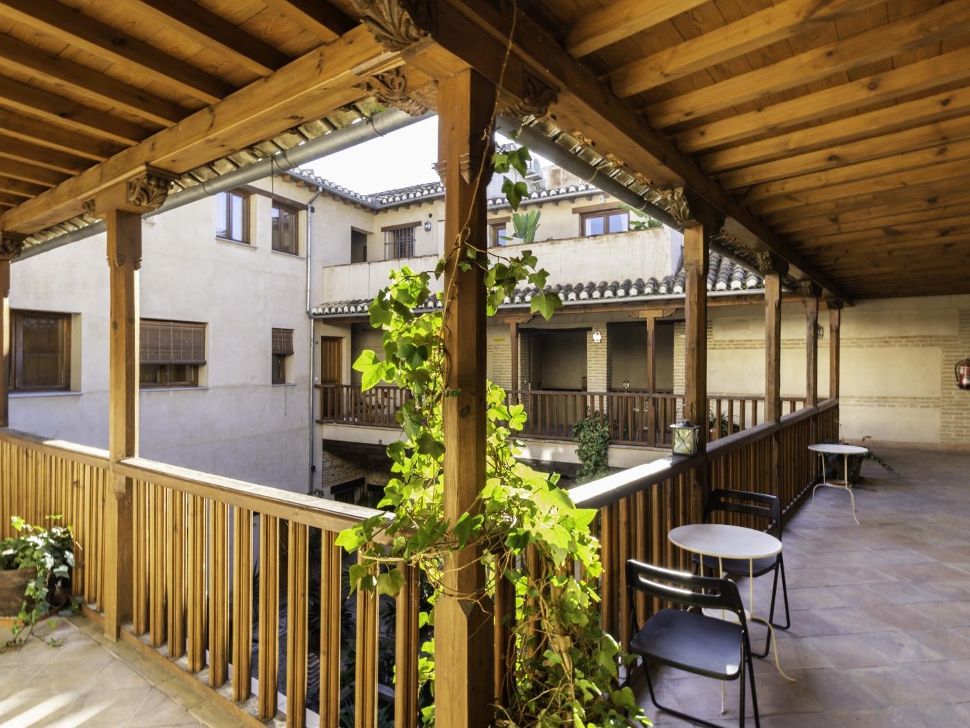 Apto Real Bajo Cartuja. Apartment mit privatem Patio und WLAN in Granada
