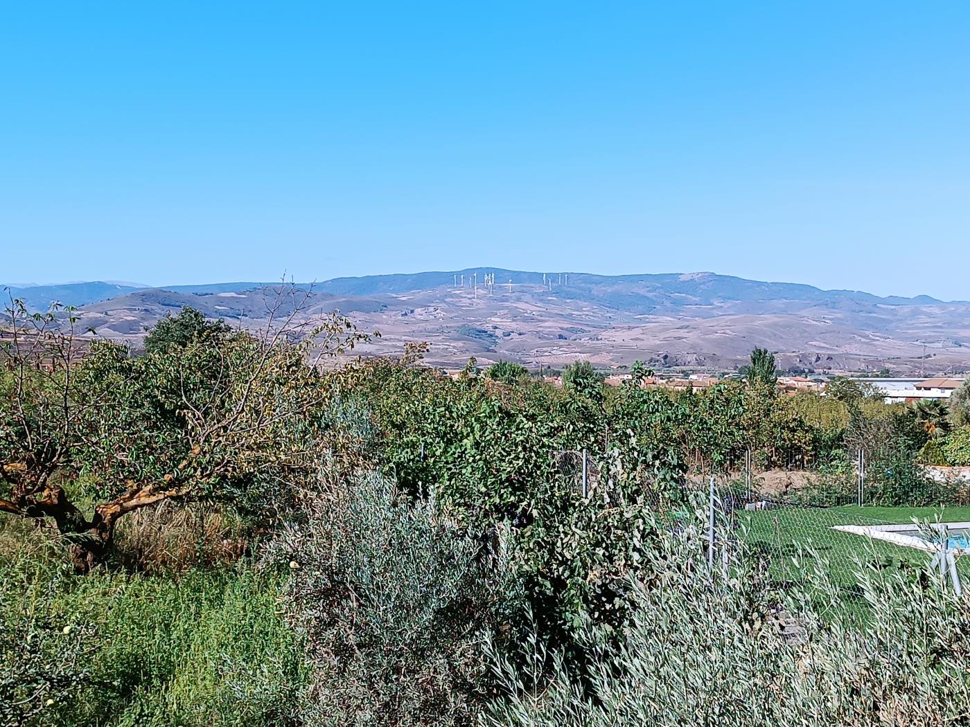 Erholungsgrundstück von 1598 m2 in Dúrcal. in Dúrcal