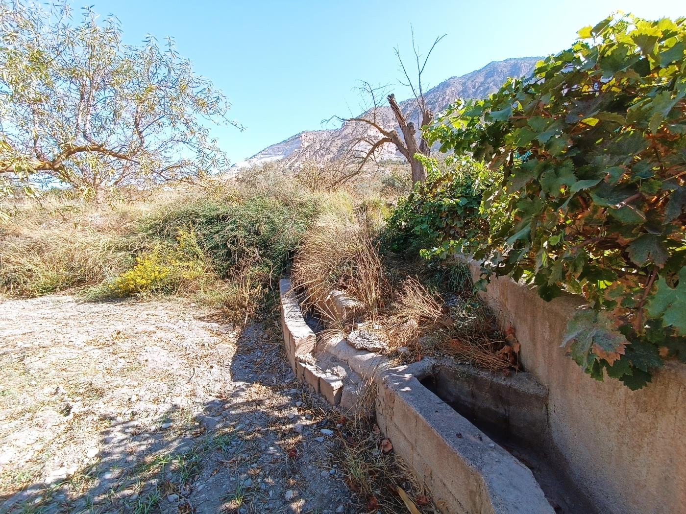 Erholungsgrundstück von 1598 m2 in Dúrcal. in Dúrcal