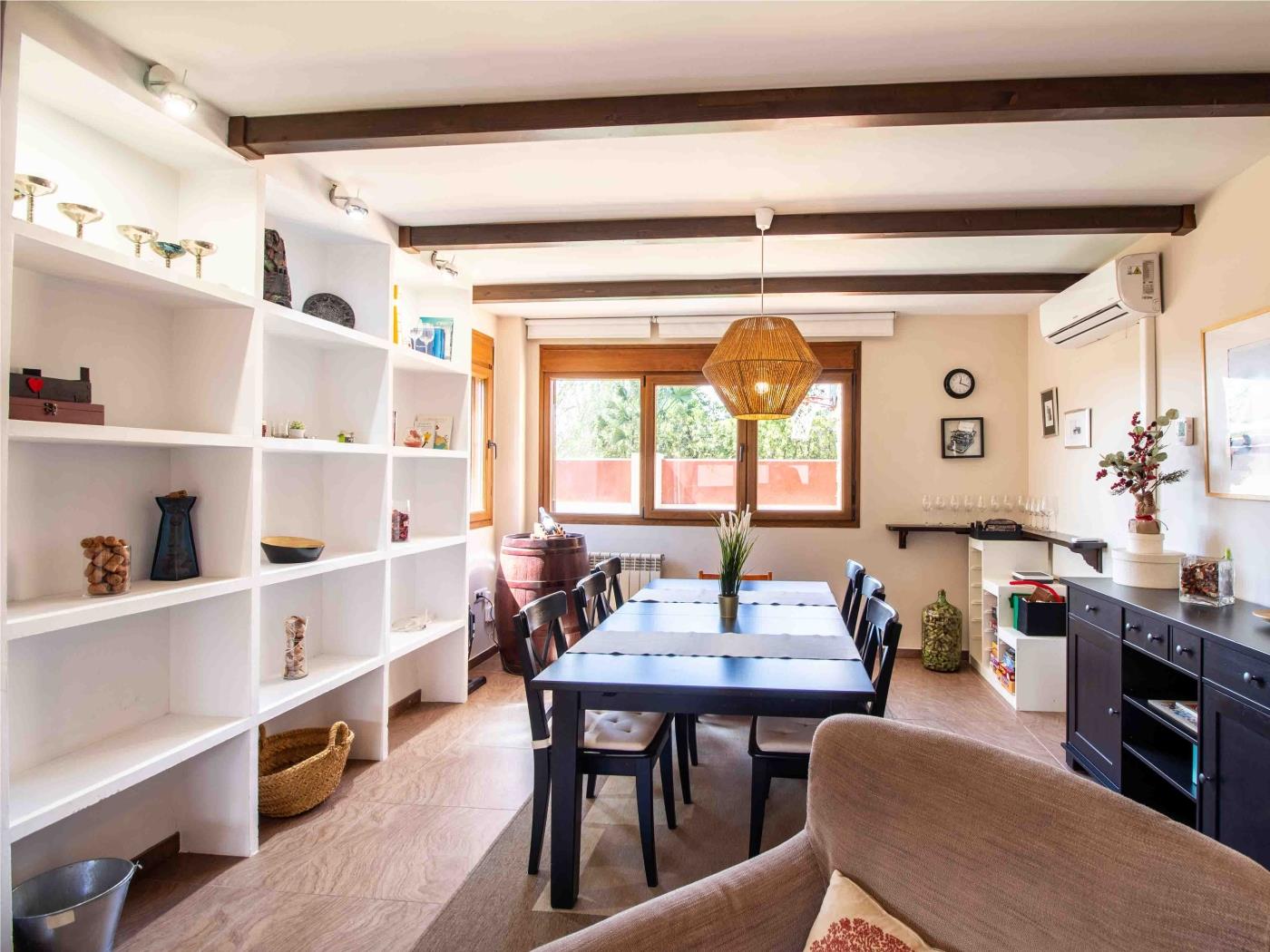 House with pool, garden, AC and BBQ in Dúrcal