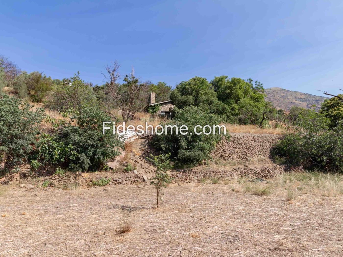 Cortijo mit bewässertem Land und Aussicht in Lanjarón