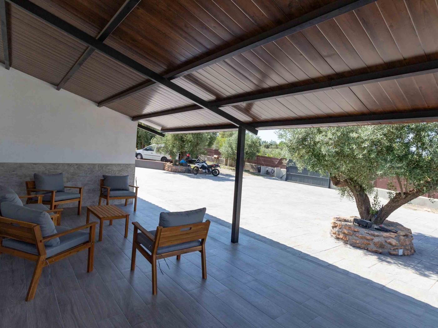 Cortijo mit Pool und Garten in Nigüelas in Nigüelas