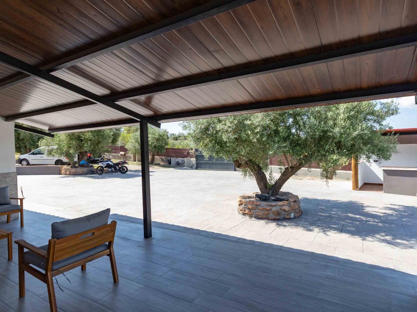 Cortijo mit Pool und Garten in Nigüelas in Nigüelas