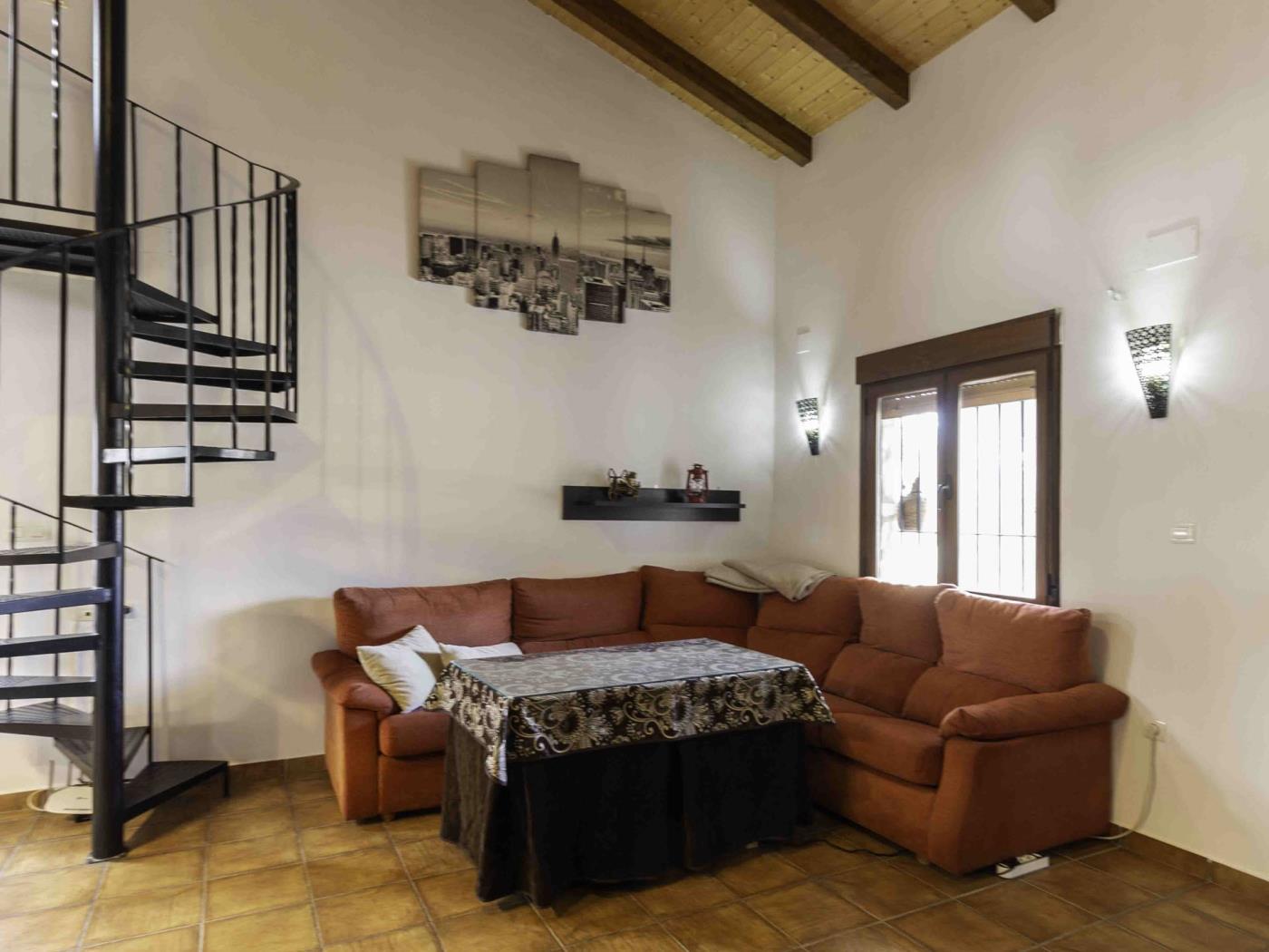 Bauernhaus mit Pool und Garten in Dúrcal
