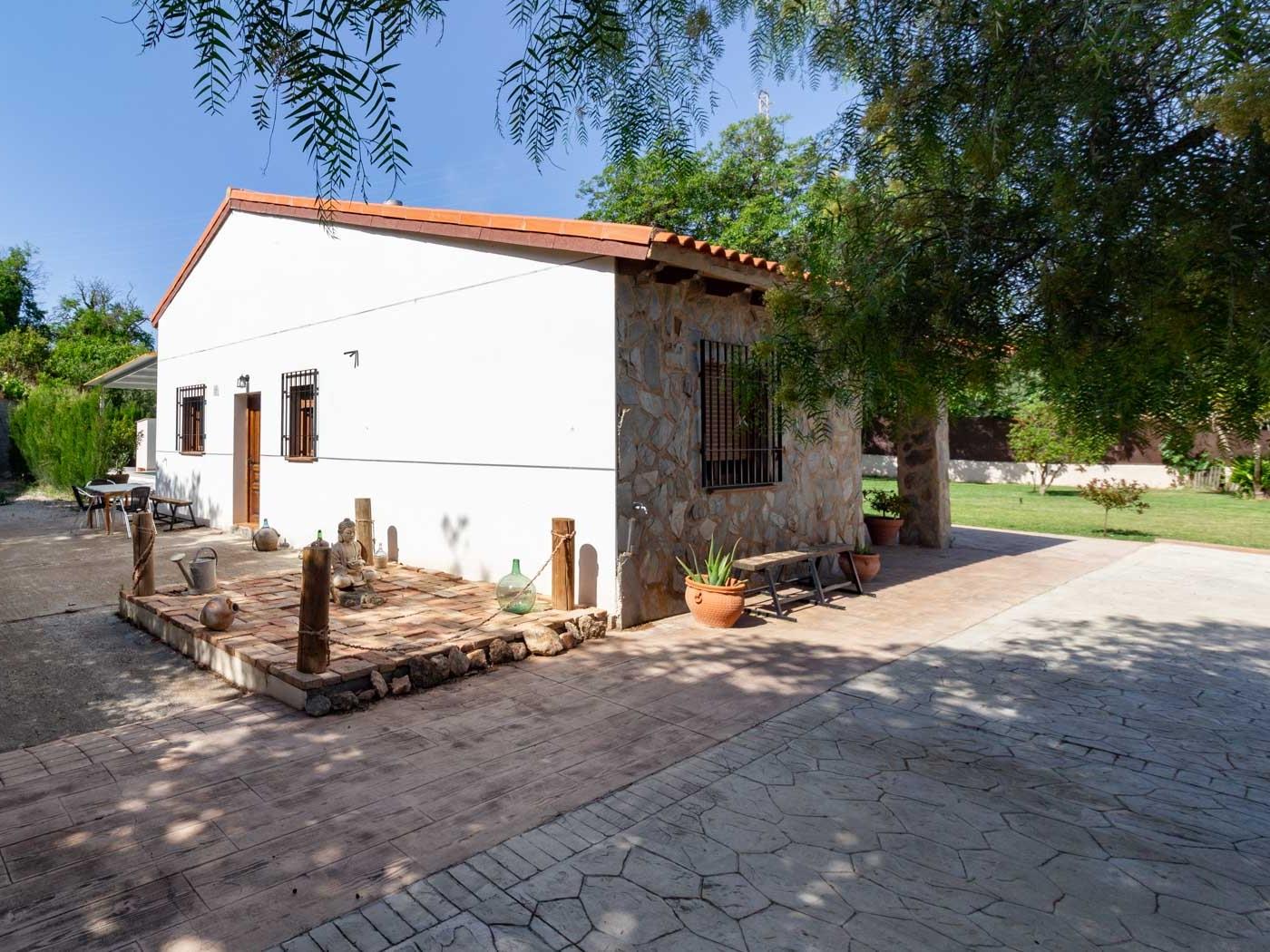 Bauernhaus mit Pool und Garten in Dúrcal