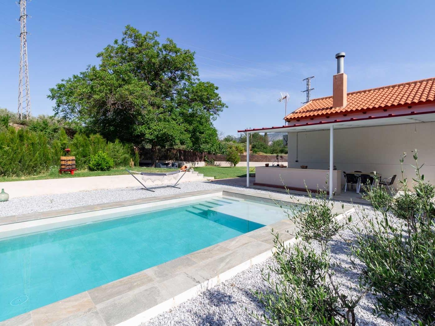 Bauernhaus mit Pool und Garten in Dúrcal