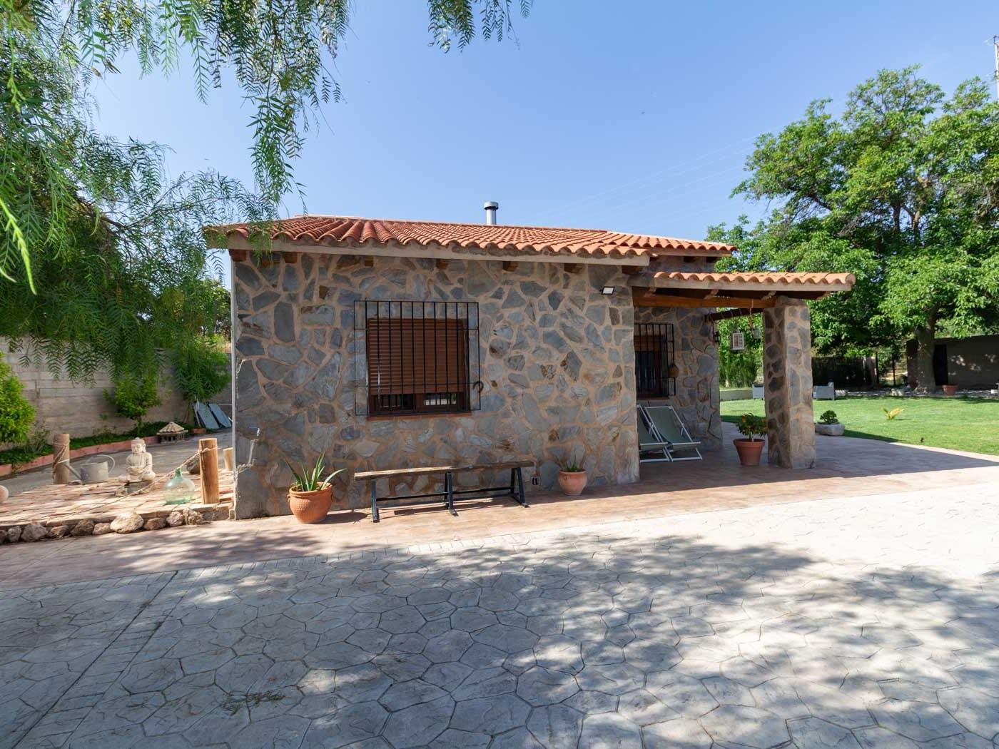 Bauernhaus mit Pool und Garten in Dúrcal