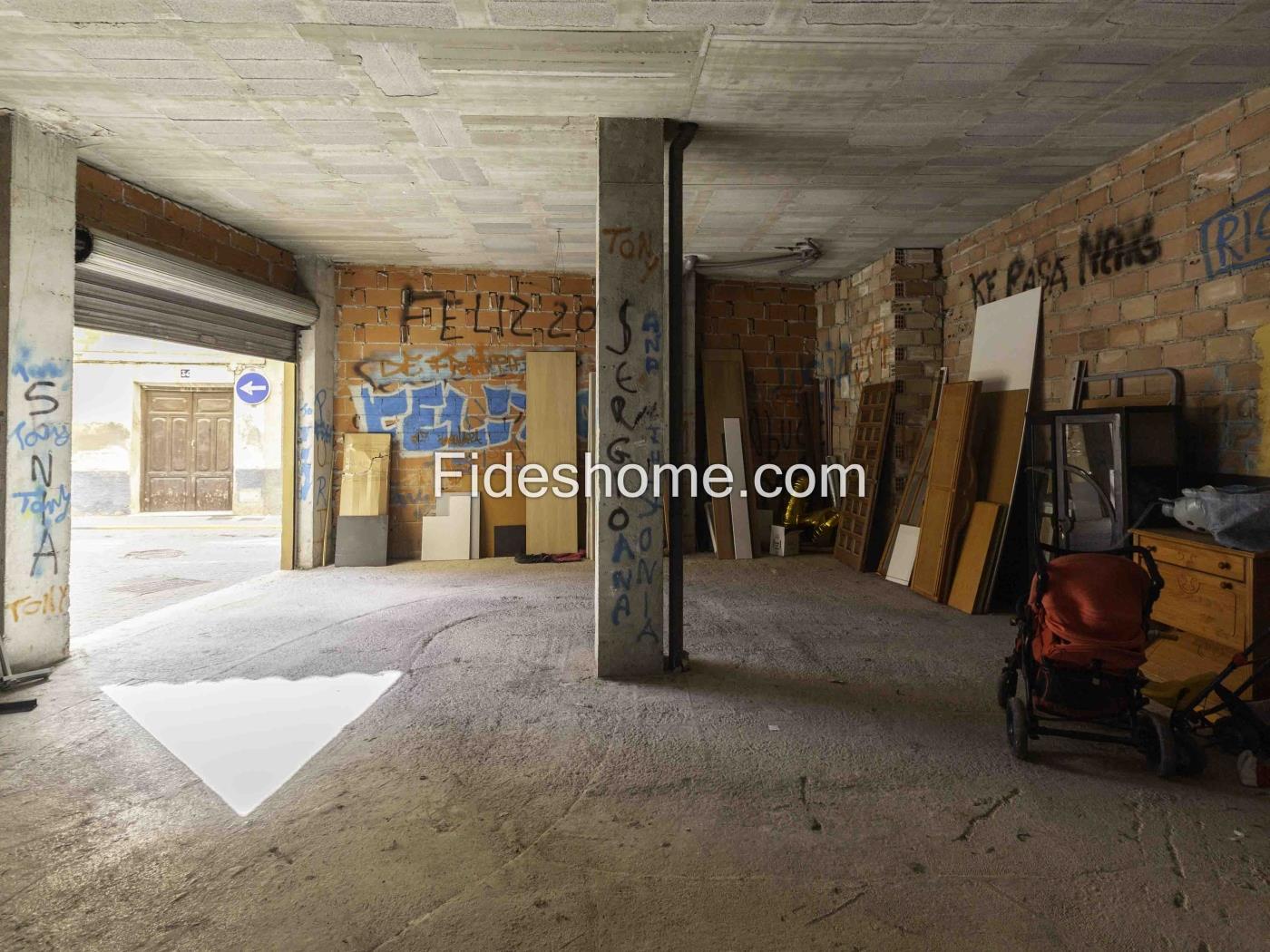 Local Comercial de 75 m² en Pleno Centro de Dúrcal en Dúrcal