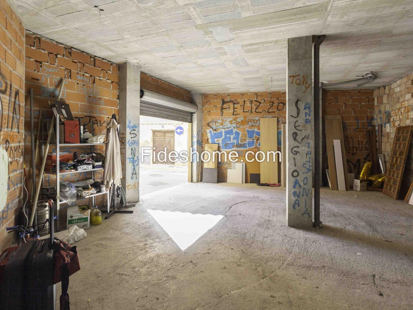 Local Comercial de 75 m² en Pleno Centro de Dúrcal en Dúrcal